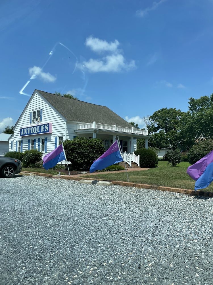FRIENDSHIP COTTAGE ANTIQUES Updated September 2024 N 10013