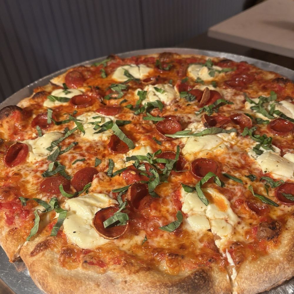 Naples Pizza - Hot Honey & Pepperoni - Pizza Near Me - Farmington, Connecticut Naples Pizza - Hot Honey & Pepperoni - Pizza Near Me - Farmington, Connecticut