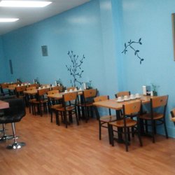 Dining room and Bar!
