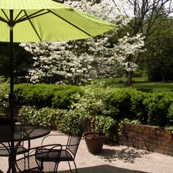 Charred Oaks Inn - Charred Oaks Inn's park-like setting is a great place to unwind.