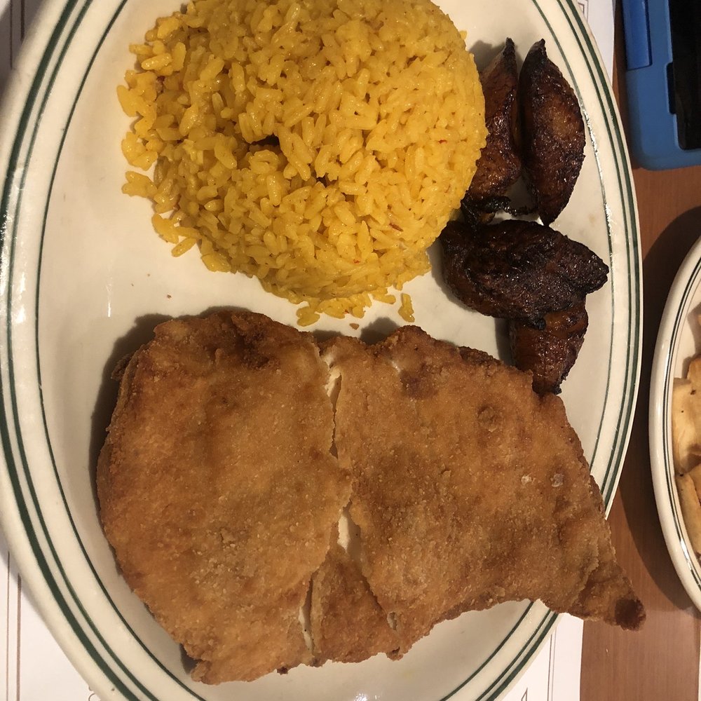 La Carreta - Breaded chicken with yellow rice and plantains - Cuban Near Me - Miami, Florida