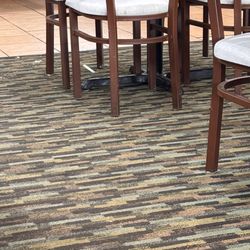 Perkins American Food - Dirty floors