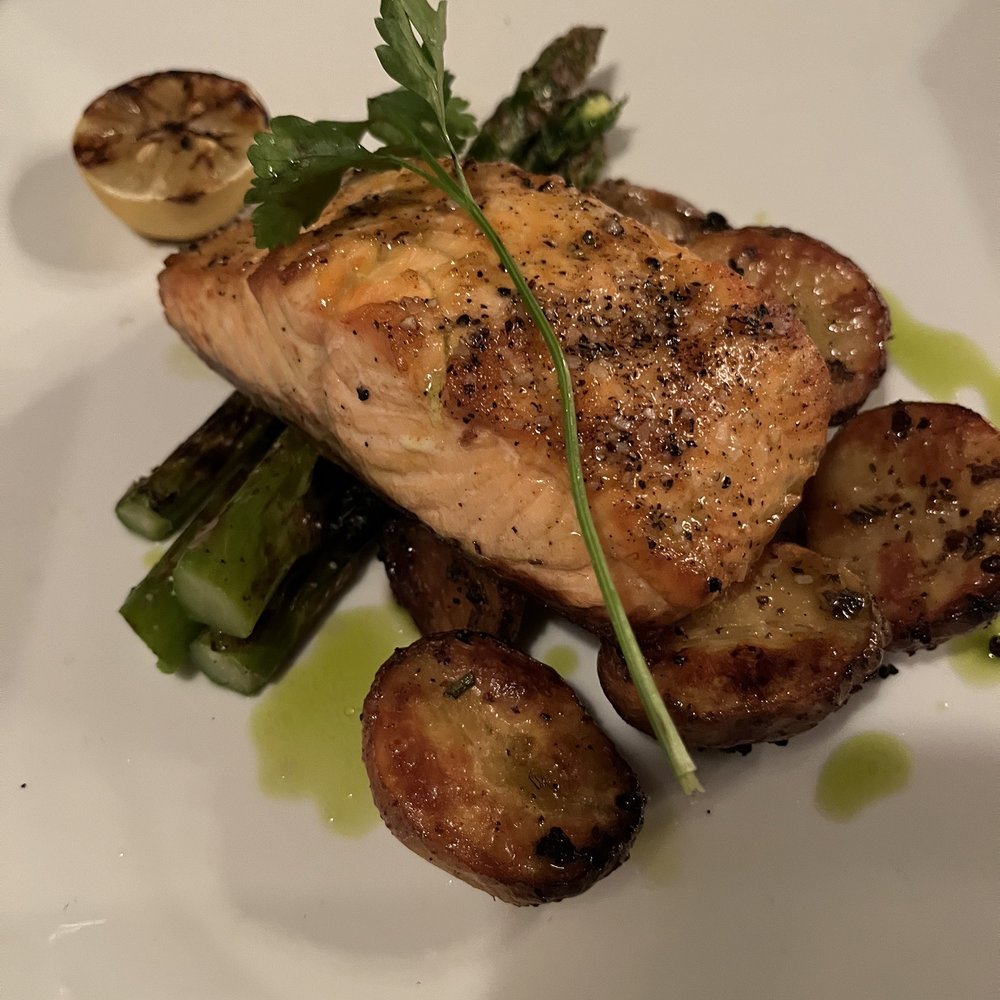 Ristorante Euno - Salmone alla Griglia - Italian Near Me - Boston, Massachusetts Ristorante Euno - Salmone alla Griglia - Italian Near Me - Boston, Massachusetts