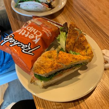 Dunn Brothers Coffee - California chicken - Coffee & Tea Near Me - Arden Hills, Minnesota