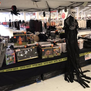 Treasure Hunt - Discount Store Near Me - Mississauga, Ontario