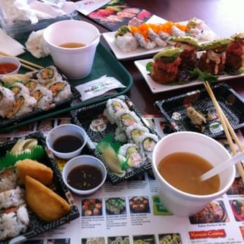 ROLL roll Roll - Roll roll roll is the place to go - Sushi Bars Near Me - Los Angeles, California