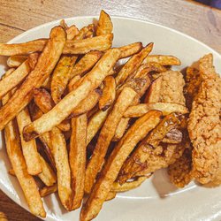 Lone Star Tavern and Steakhouse - Chicken tenders with fries