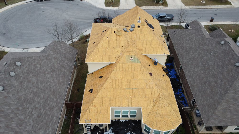 Slide of Magnum Roofing & Restoration