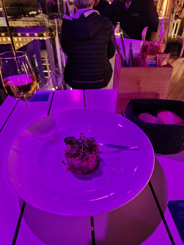 Rooftop Bar & Lounge