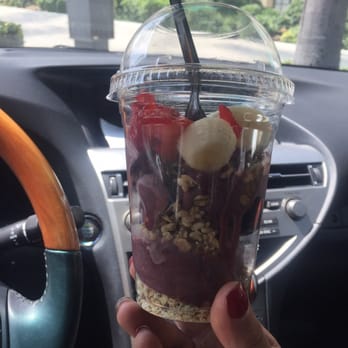 Molinos Coffee - Small version of Acai bowl. So inconsistent on size. Look at all the other pictures, so different in size and I'm disappointed - Coffee & Tea Near Me - Riverside, California Molinos Coffee - Small version of Acai bowl. So inconsistent on size. Look at all the other pictures, so different in size and I'm disappointed - Coffee & Tea Near Me - Riverside, California