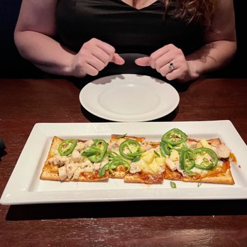 Marlow's Tavern - The flatbread on the night we went was the "Hawaiian" which is bbq sauce, chicken, pineapple, and fresh jalapeños. - New American Near Me - Alpharetta, Georgia Marlow's Tavern - The flatbread on the night we went was the "Hawaiian" which is bbq sauce, chicken, pineapple, and fresh jalapeños. - New American Near Me - Alpharetta, Georgia