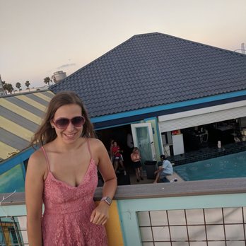 Float Pool & Patio Bar - Bars Near Me - Galveston, Texas
