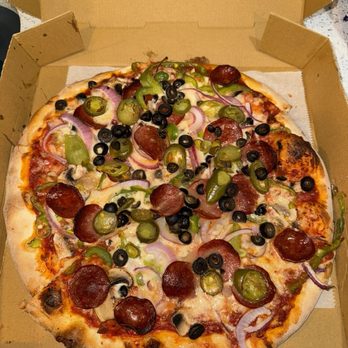 Alba Pizza & Cafe - Una pixsa - Pizza Near Me - Clearwater, Florida