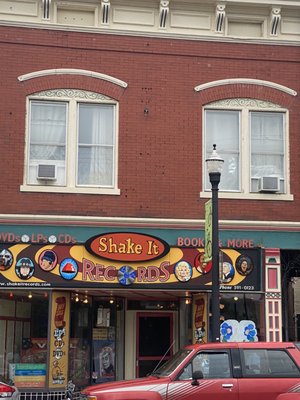 Shake It Records by null