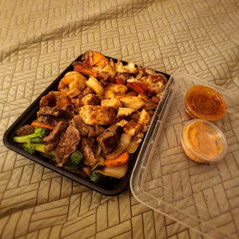 Hibachi Time - a tray of food on a bed - Food Trucks Near Me - Las Vegas, Nevada Hibachi Time - a tray of food on a bed - Food Trucks Near Me - Las Vegas, Nevada