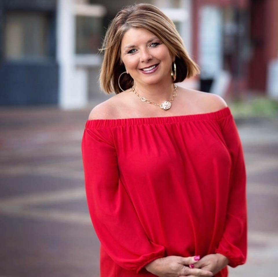 LORI BENSON Updated September 2024 Contact Agent 5211 Old Hwy 11