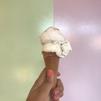 Kokos Ice Cream - lemon raz & she's a peach - Ice Cream & Frozen Yogurt Near Me - Nashville, Tennessee Kokos Ice Cream - lemon raz & she's a peach - Ice Cream & Frozen Yogurt Near Me - Nashville, Tennessee