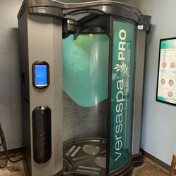 UCATAN - Spray tan options are available