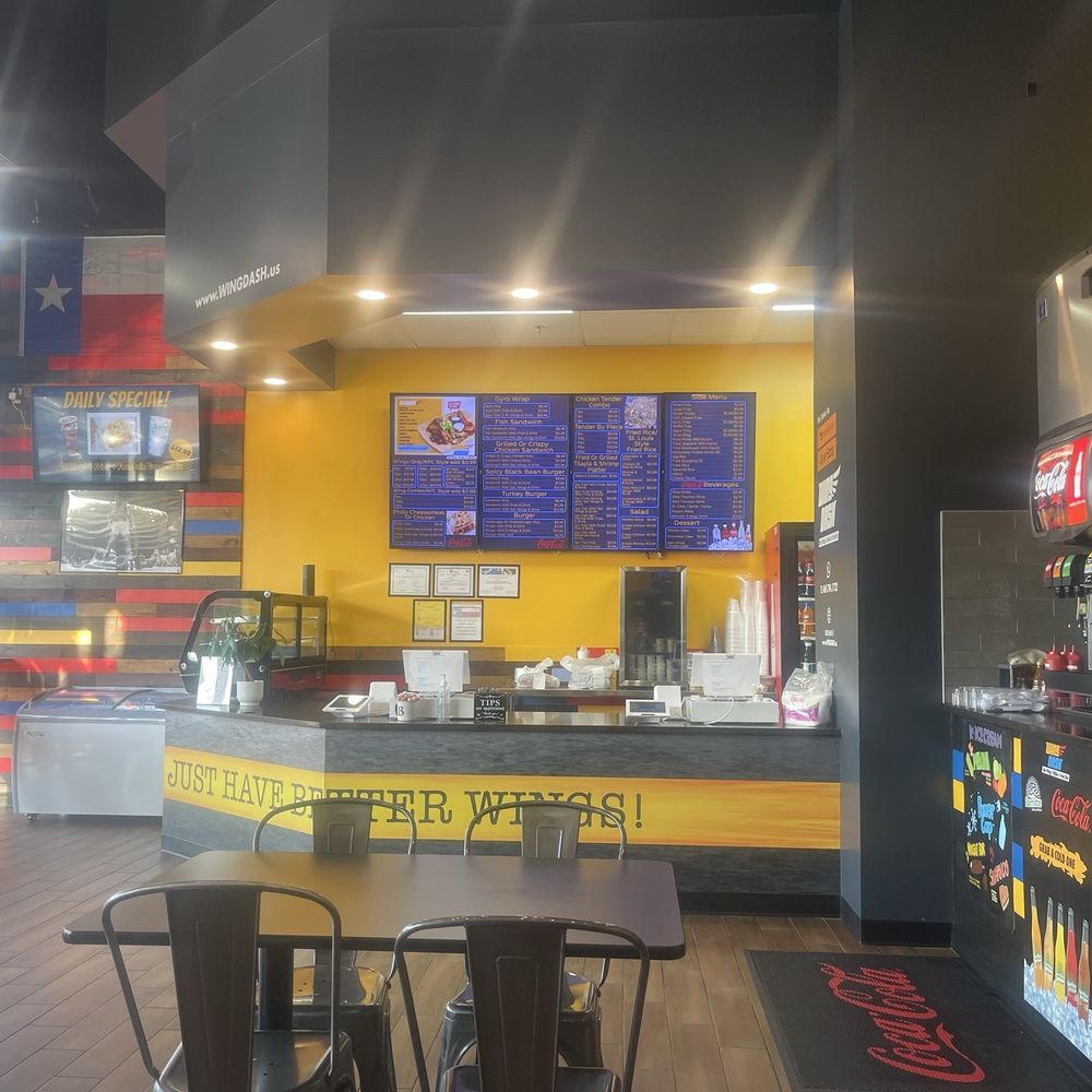 Wing Dash - Small restaurant with six tables good drinks and excellent food - Chicken Wings Near Me - Lewisville, Texas