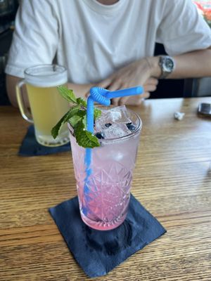 Lucy's American Tavern by null