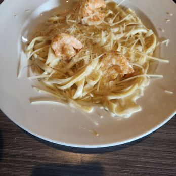 Bella Milano - Shrimp Pasta - Italian Near Me - Edwardsville, Illinois Bella Milano - Shrimp Pasta - Italian Near Me - Edwardsville, Illinois