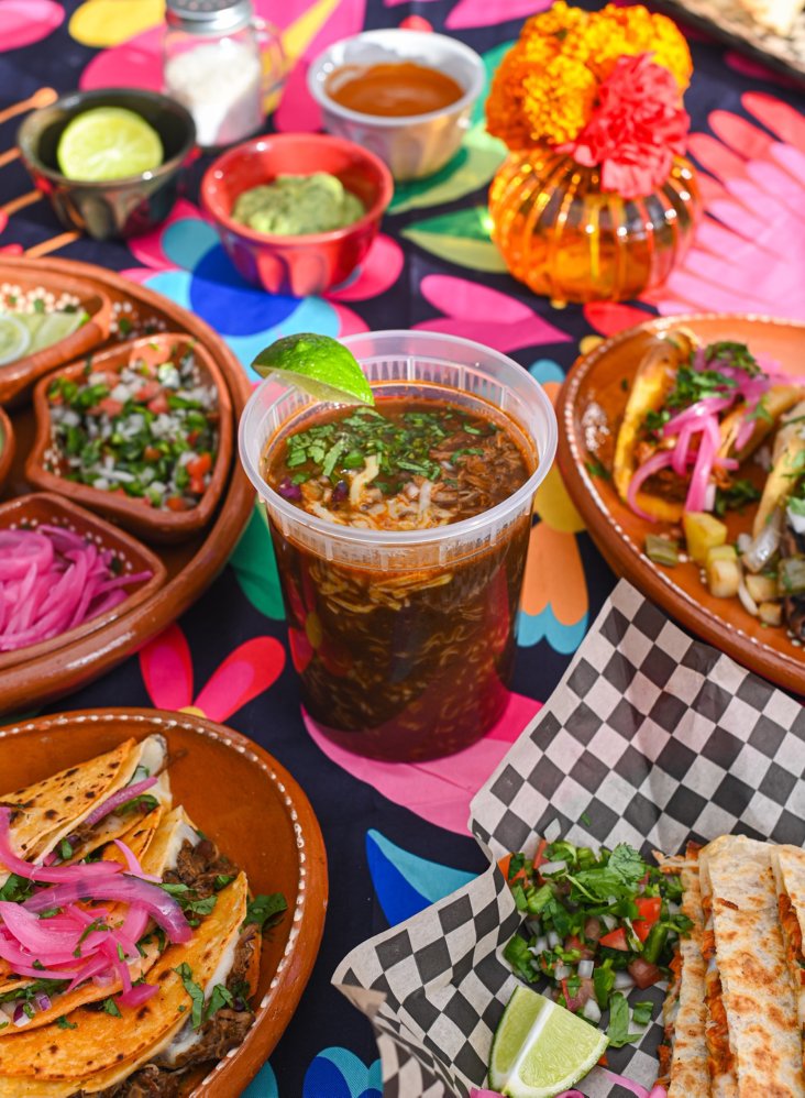 Taco Alebrije Logo