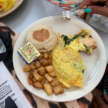 Maxine's On Shine - Shrimp, Brie and bacon omlete - New American Near Me - Orlando, Florida Maxine's On Shine - Shrimp, Brie and bacon omlete - New American Near Me - Orlando, Florida