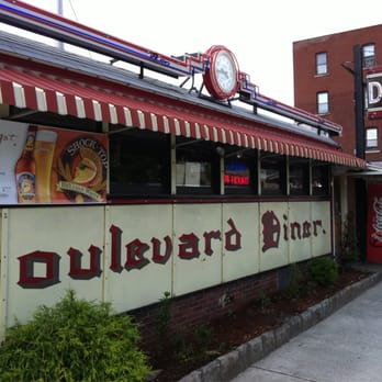 Boulevard Diner - Diners Near Me - Worcester, Massachusetts