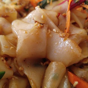 Busy B Thai Cafe - Drunken Noodles - Thai Near Me - El Cajon, California Busy B Thai Cafe - Drunken Noodles - Thai Near Me - El Cajon, California