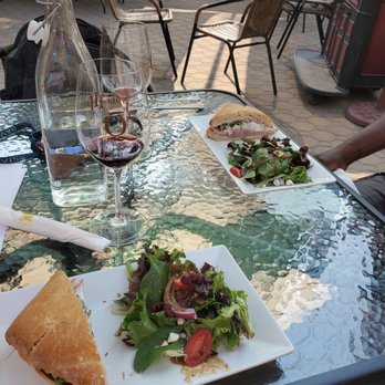 Idle Hour Winery & Kitchen - Pig and the goat panini and a tasting - Wineries Near Me - Oakhurst, California Idle Hour Winery & Kitchen - Pig and the goat panini and a tasting - Wineries Near Me - Oakhurst, California