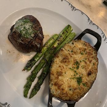 Loch Bar - Seafood Near Me - Houston, Texas Loch Bar - Seafood Near Me - Houston, Texas