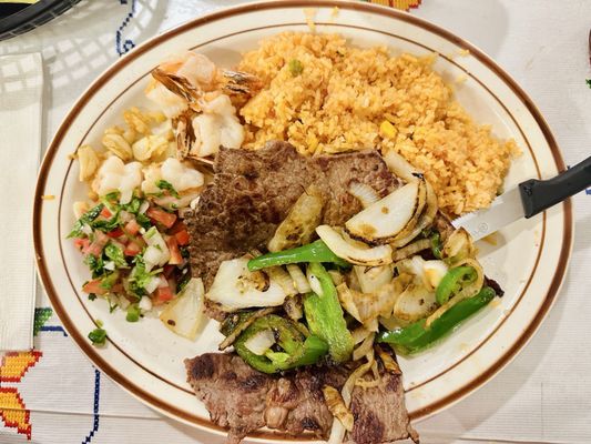 El Farolito Mexican Restaurant by null