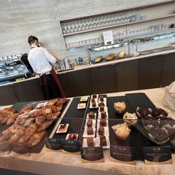Marco Polo Club - Breakfast food selection
