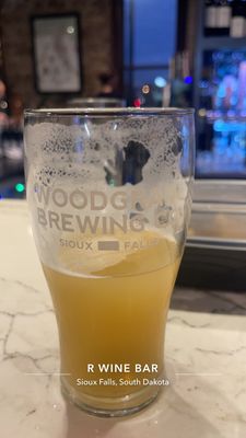 R Wine Bar & Kitchen by null