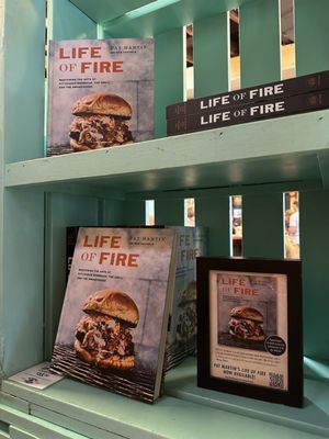 Martin's Bar-B-Que Joint by null