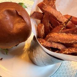 Cosy Club - I ordered the cosy house burger with bacon jam and sweet potato fries.