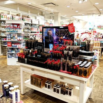 Bath & Body Works - Bath & Body Works, Springfield -- interior - Cosmetics & Beauty Supply Near Me - Springfield, Pennsylvania