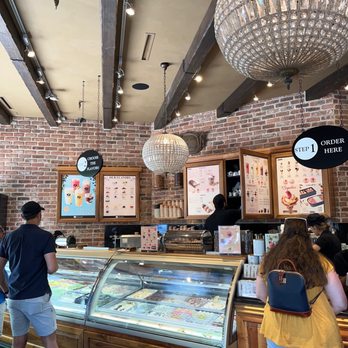 Amorino Gelato - Desserts Near Me - Raleigh, North Carolina