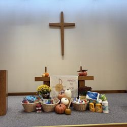 Faith Lutheran Church & Campus Ministry - Thanksgiving worship and collection for community needs.