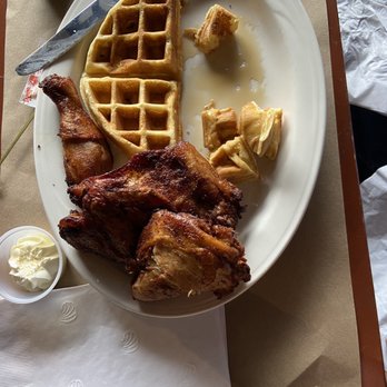 Julep Kitchen & Bar - Chicken & waffles - Barbeque Near Me - Annapolis, Maryland Julep Kitchen & Bar - Chicken & waffles - Barbeque Near Me - Annapolis, Maryland
