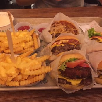 Shake Shack Upper West Side - Fast Food Near Me - New York, New York Shake Shack Upper West Side - Fast Food Near Me - New York, New York