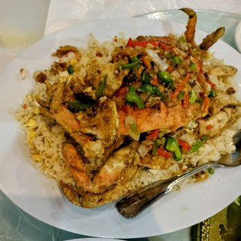 East Wall Chinese Cuisine - Dungeness Crab Fried Rice - Cantonese Near Me - Plano, Texas East Wall Chinese Cuisine - Dungeness Crab Fried Rice - Cantonese Near Me - Plano, Texas