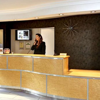 Dean Court Hotel - Reception Desk - Hotels Near Me - York, NYK