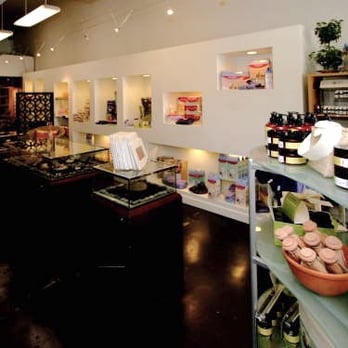 Green Ti - Green Ti Gift Boutique - Massage Near Me - Wailuku, Hawaii Green Ti - Green Ti Gift Boutique - Massage Near Me - Wailuku, Hawaii