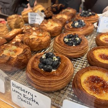 Café Dear Leon - Blueberry and Lemon Ricotta danish - Cafes Near Me - Baltimore, Maryland