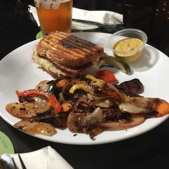 The Handlebar Pub & Grill - 1/2 reuben with veggies - Pubs Near Me - Apache Junction, Arizona