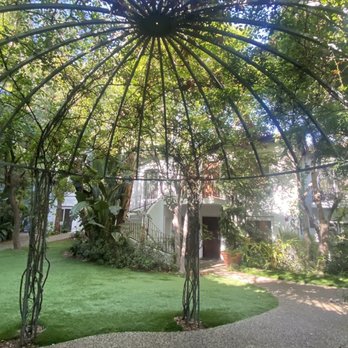 Sunset Marquis - Hotels Near Me - West Hollywood, California