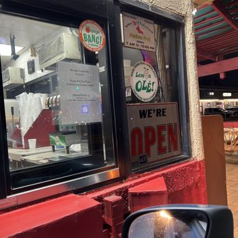 Los 3 Potosinos - Drive thru window - Mexican Near Me - Gardena, California Los 3 Potosinos - Drive thru window - Mexican Near Me - Gardena, California