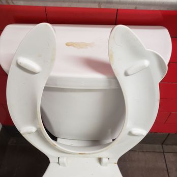 Arby's - Employees must wash hands before returning to work....I hope. - Fast Food Near Me - Mustang, Oklahoma