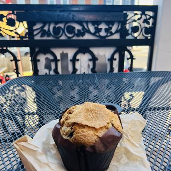 Common Ground - Lemon Blueberry-Vegan - Coffee & Tea Near Me - Baltimore, Maryland